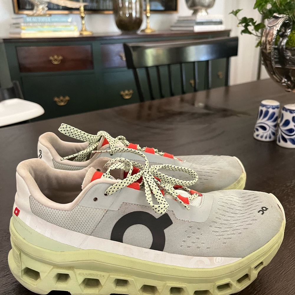 On Cloud Monster Women’s Sneaker